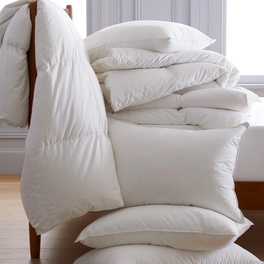 Quince Lightweight Premium Down Duvet Insert in Queen 1018 - Picture 5 of 5